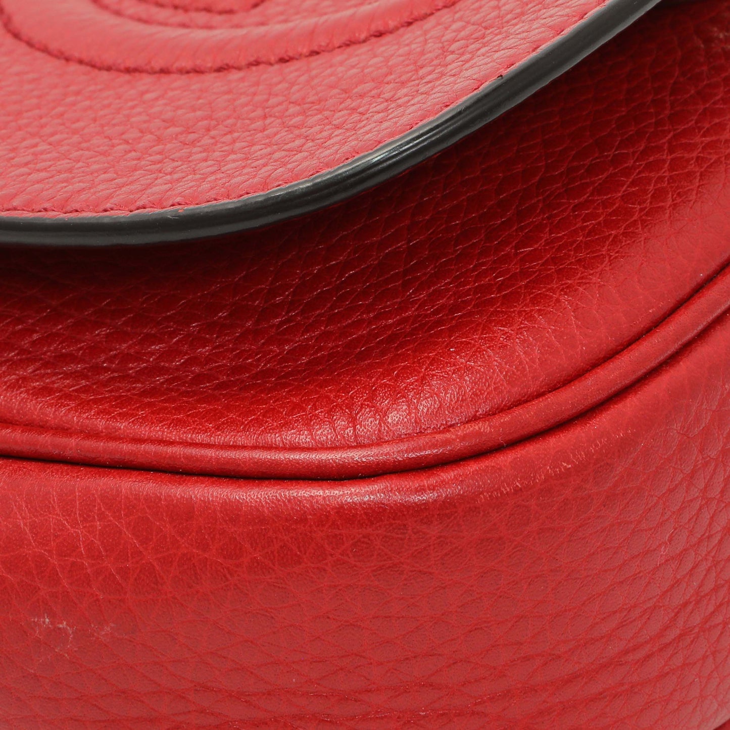Exclusive Gucci Red Pebbled Calfskin Small Soho Flap Crossbody — Top View