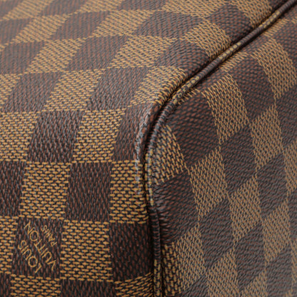 Exclusive Louis Vuitton Damier Ebene Neverfull PM — Lifestyle View