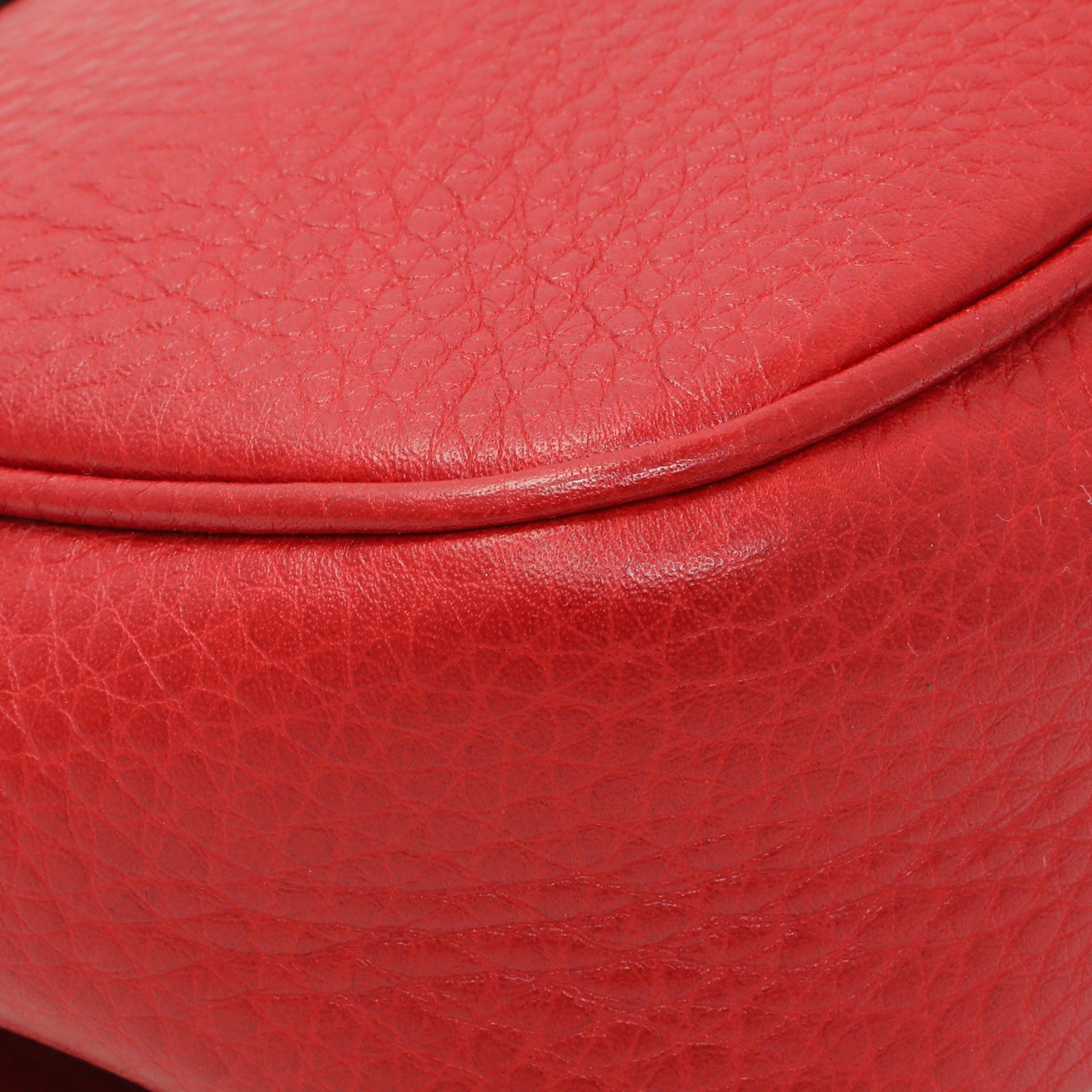 Exclusive Gucci Red Pebbled Calfskin Small Soho Flap Crossbody — Lifestyle View