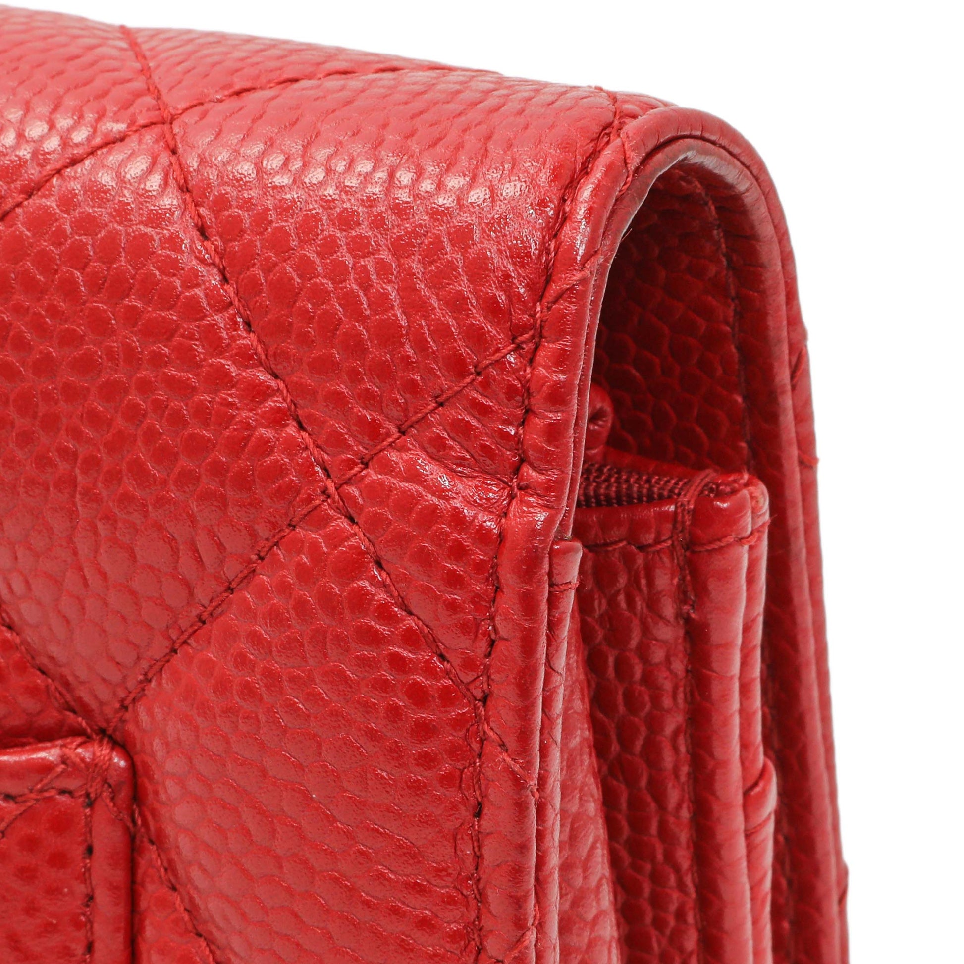 Exclusive Chanel Red Caviar Classic Wallet On Chain — Alternate View 11