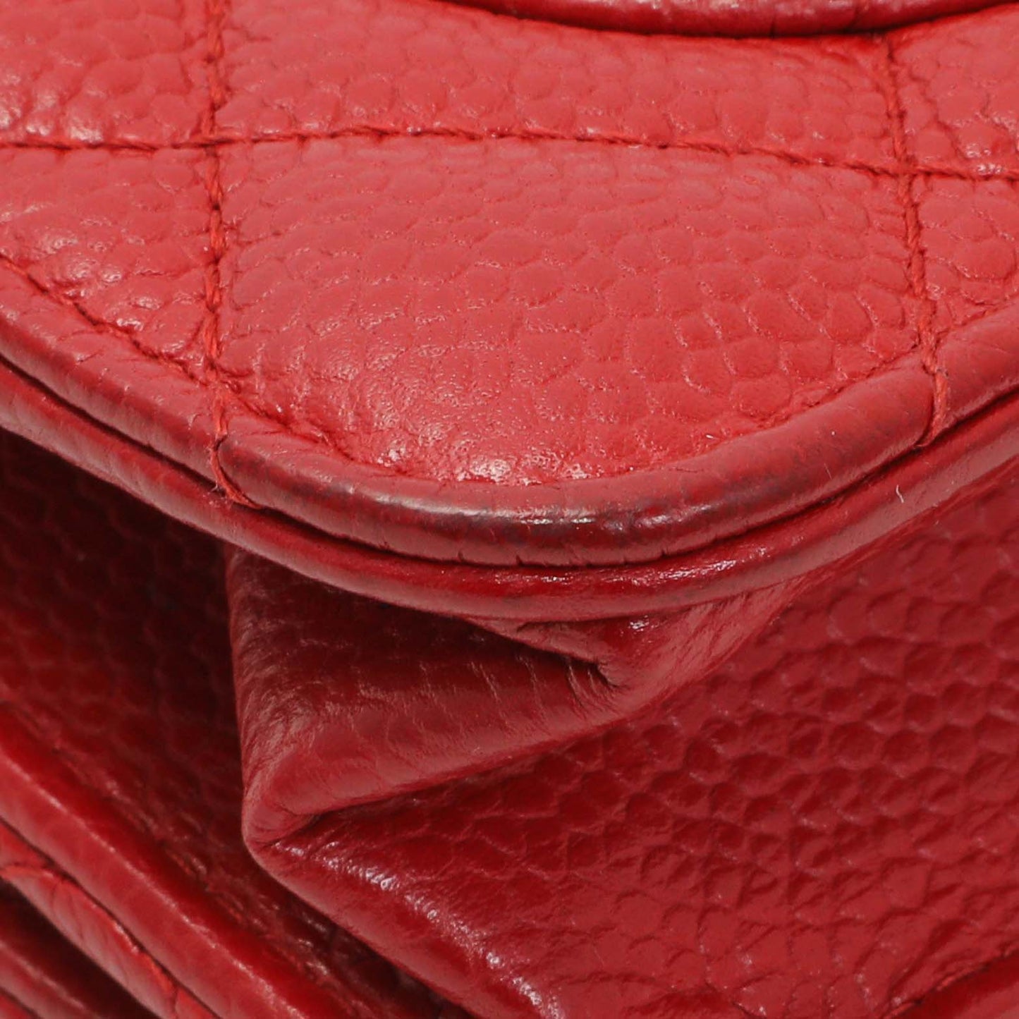 Exclusive Chanel Red Caviar Classic Wallet On Chain — Lifestyle View