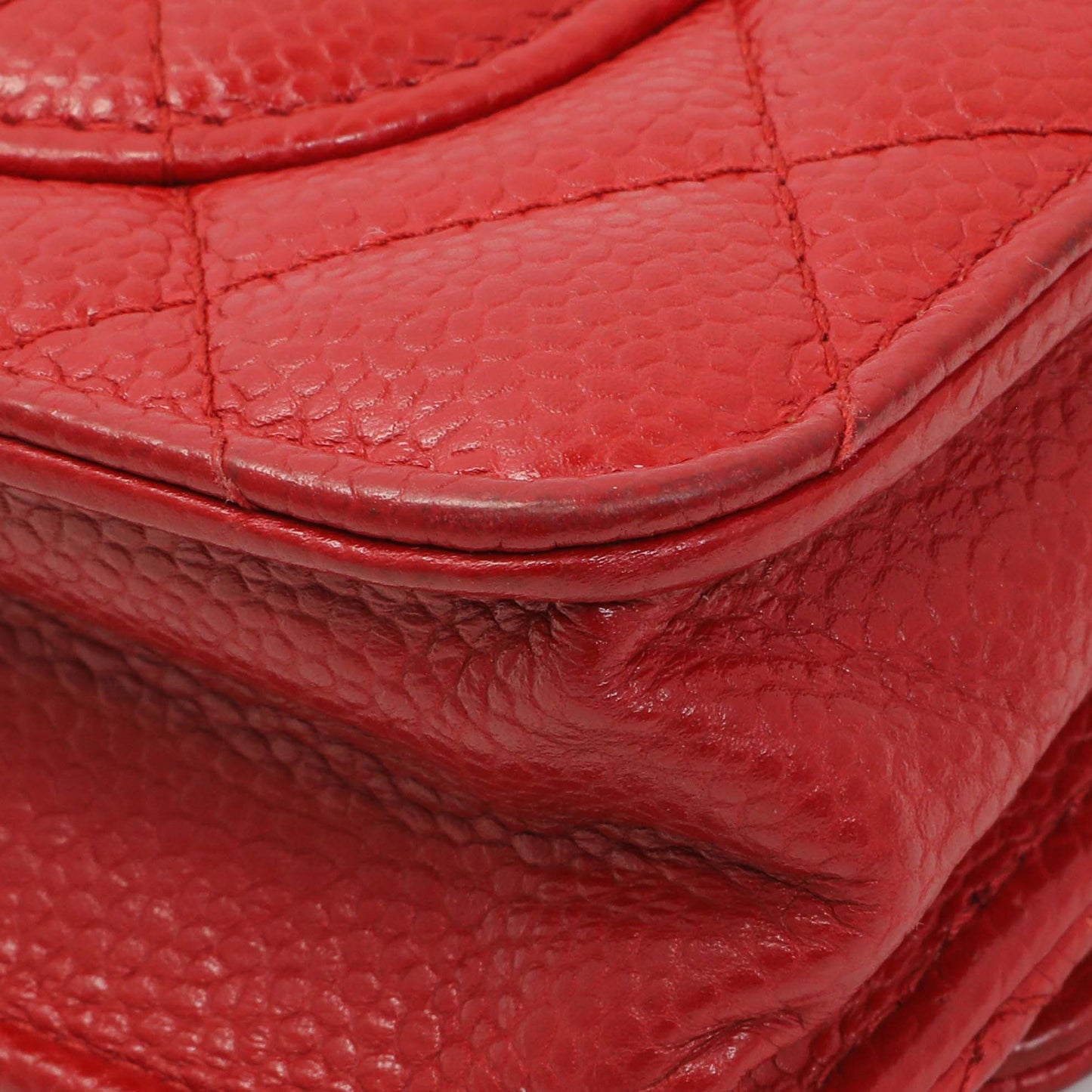 Exclusive Chanel Red Caviar Classic Wallet On Chain — Alternate View 7