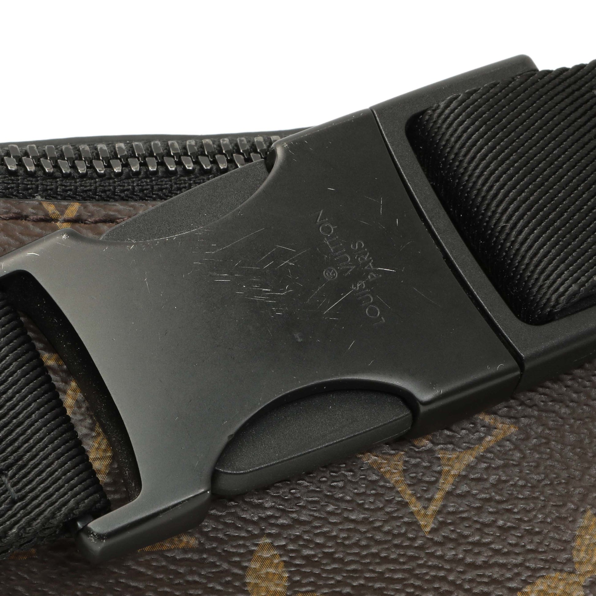 Exclusive Louis Vuitton Monogram Macassar Christopher Bumbag — Alternate View 8