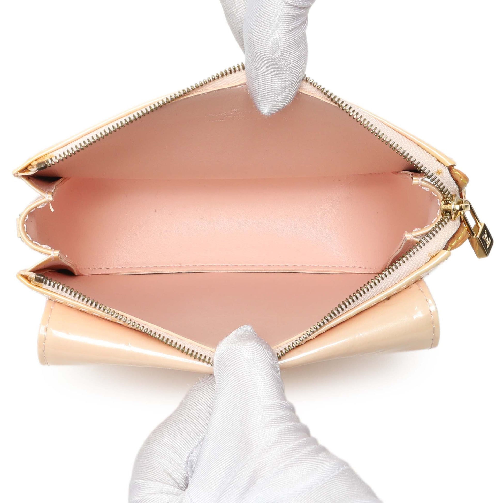 Exclusive Louis Vuitton Marshmallow Vernis Mott Bag — Top View