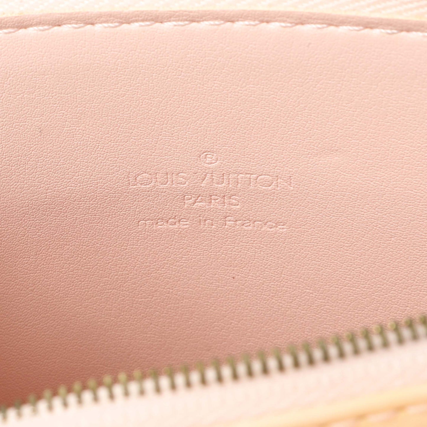 Exclusive Louis Vuitton Marshmallow Vernis Mott Bag — Detail View