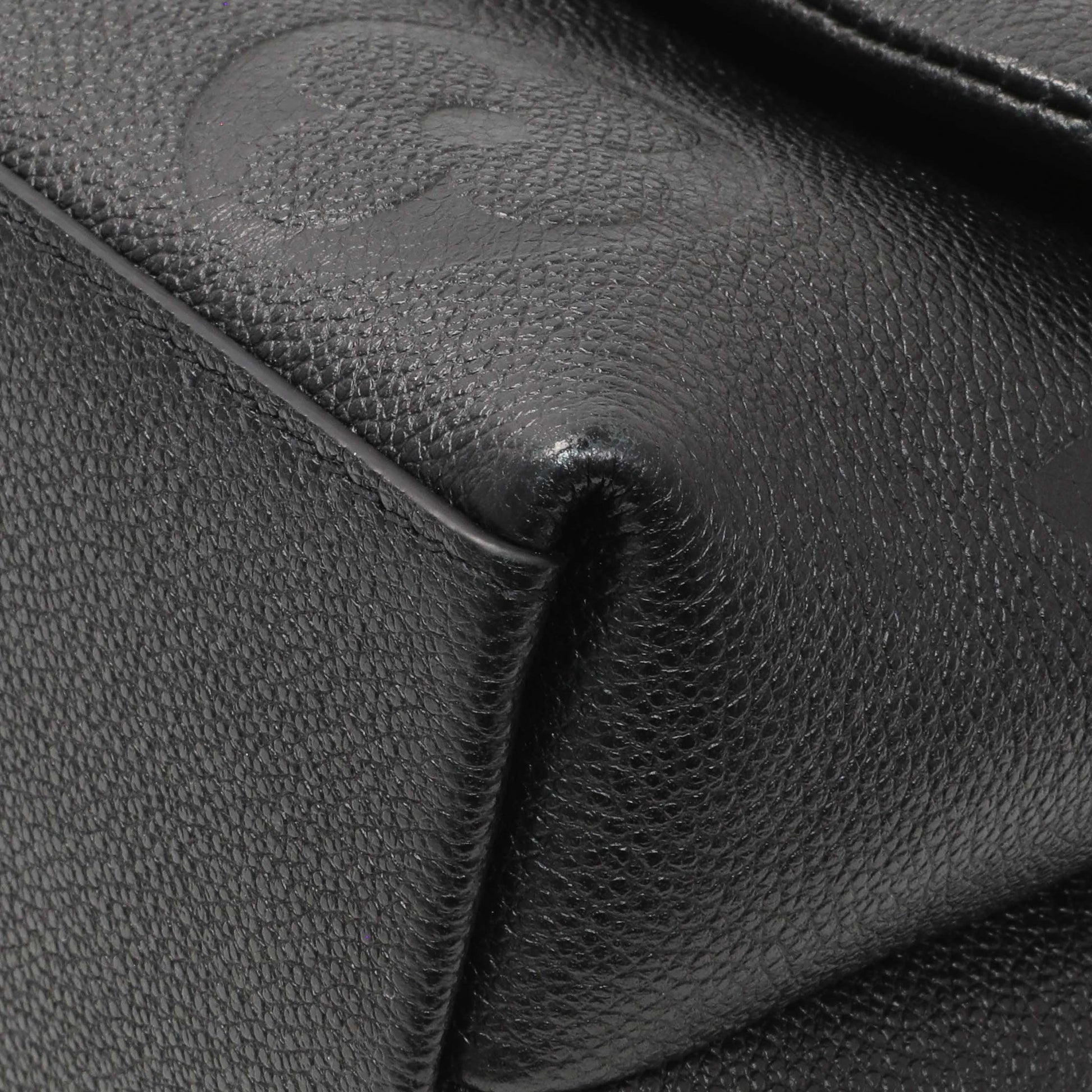 Exclusive Louis Vuitton Black Empreinte Monogram Giant Madeleine MM — Detail View