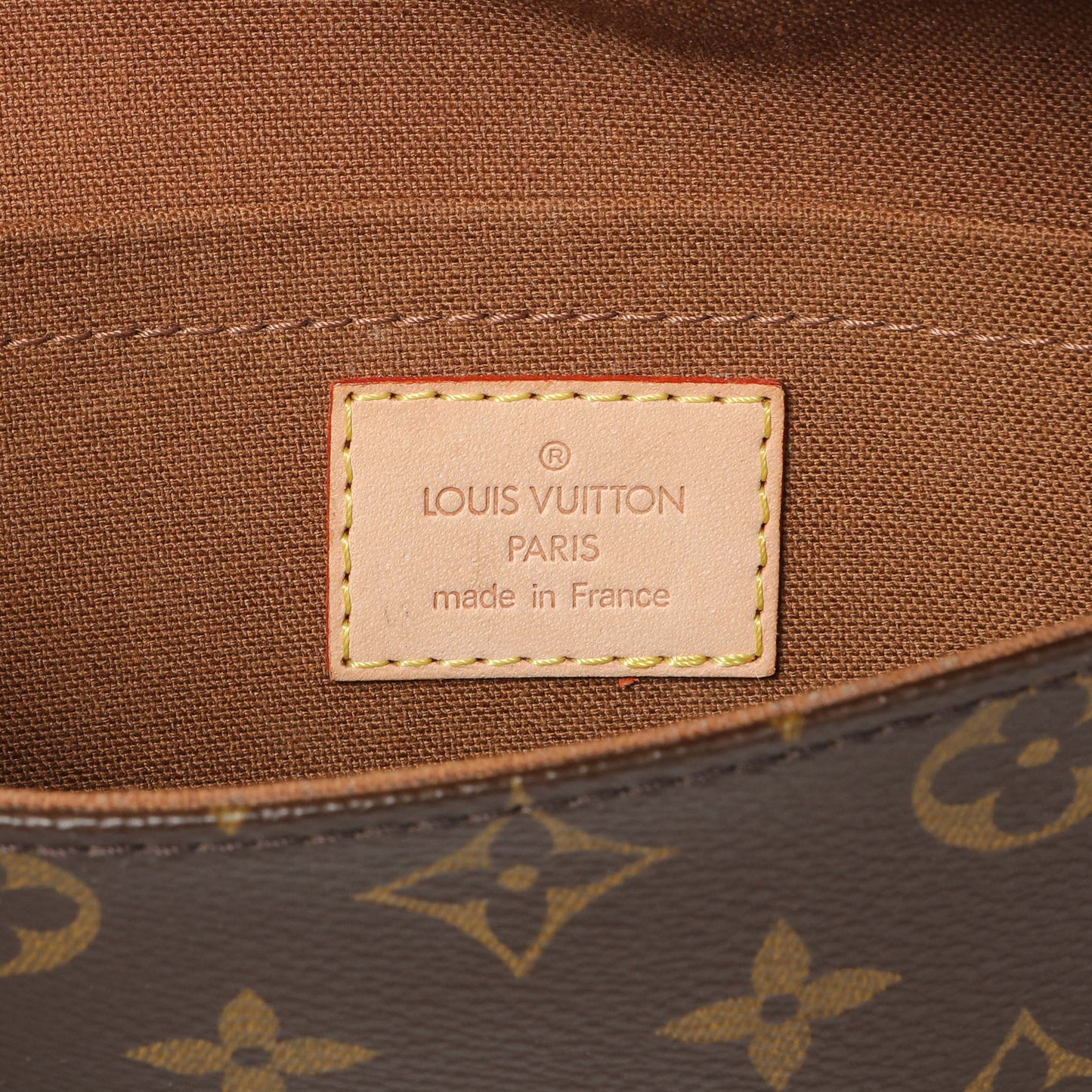 Exclusive Louis Vuitton Monogram Pochette Marelle PM — Detail View