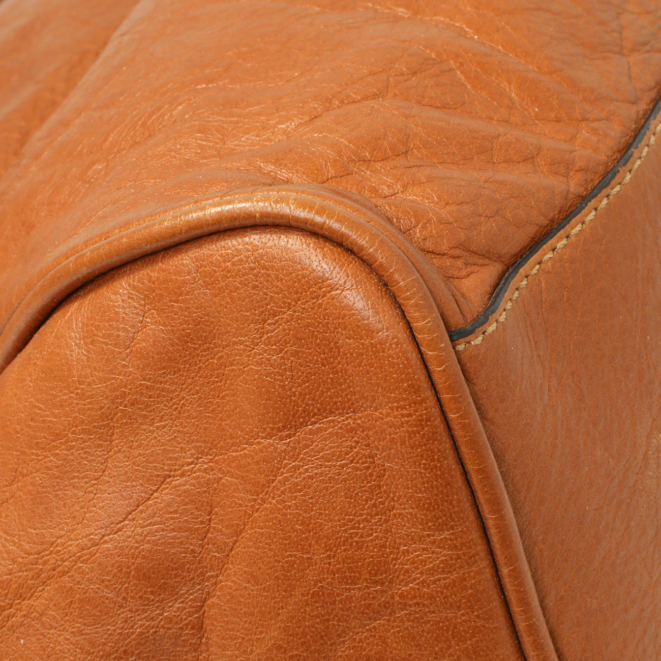 Exclusive Mulberry Oak Soft Buffalo Medium Alexa — Lifestyle View