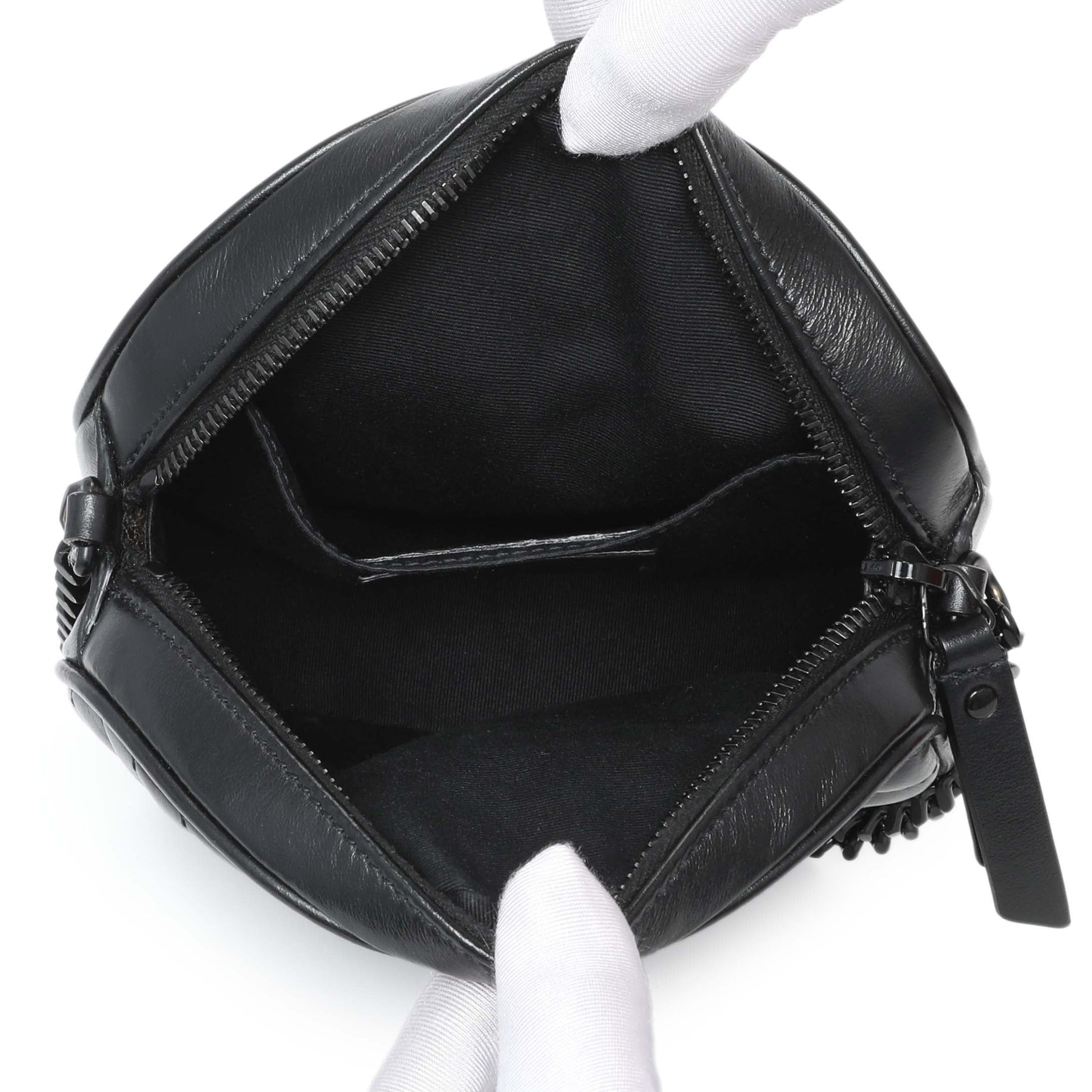 Exclusive Saint Laurent Black Calfskin Matelasse Chevron Round Vinyle Camera Bag — Top View
