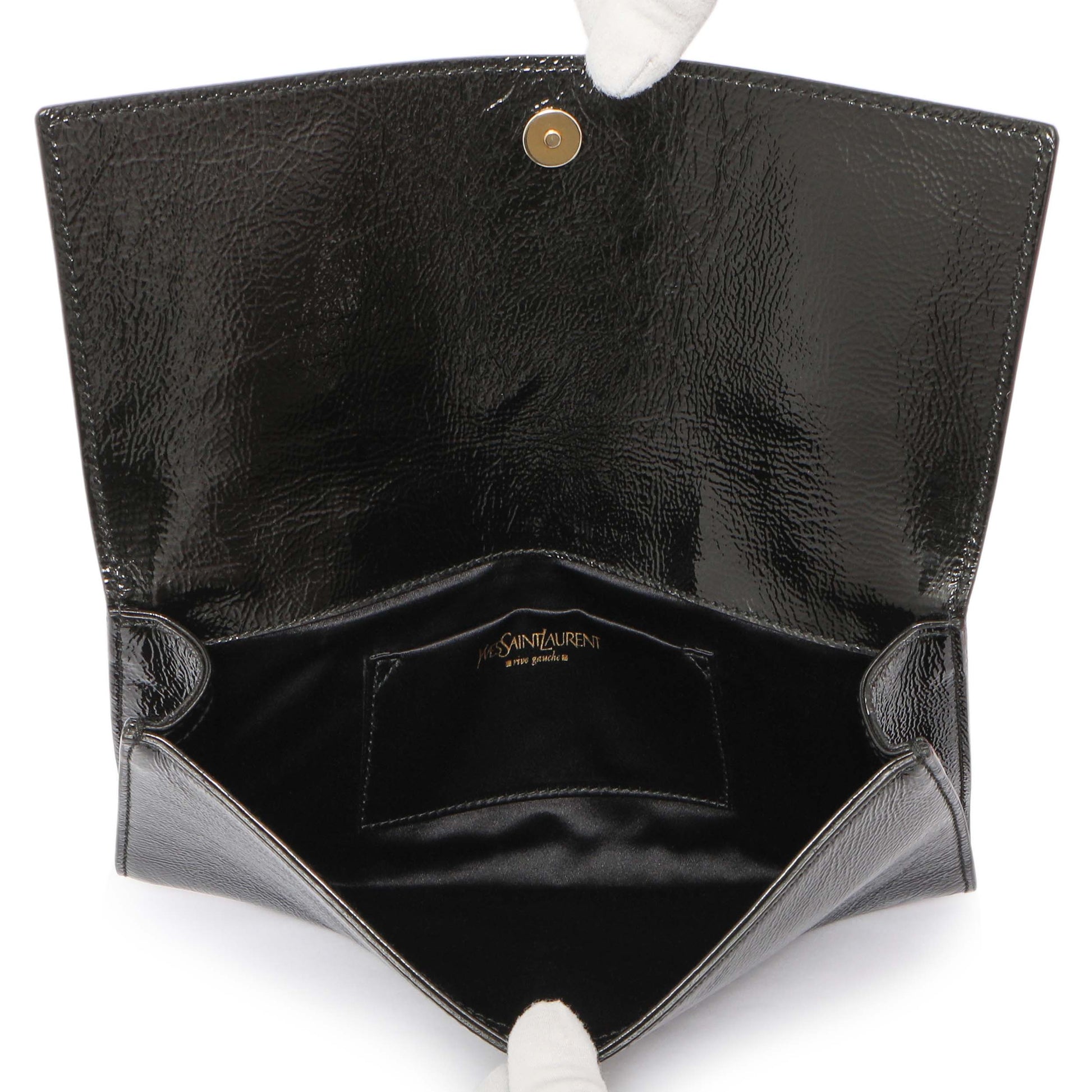 Exclusive Saint Laurent Black Textured Patent Monogram Small Belle De Jour Clutch — Top View