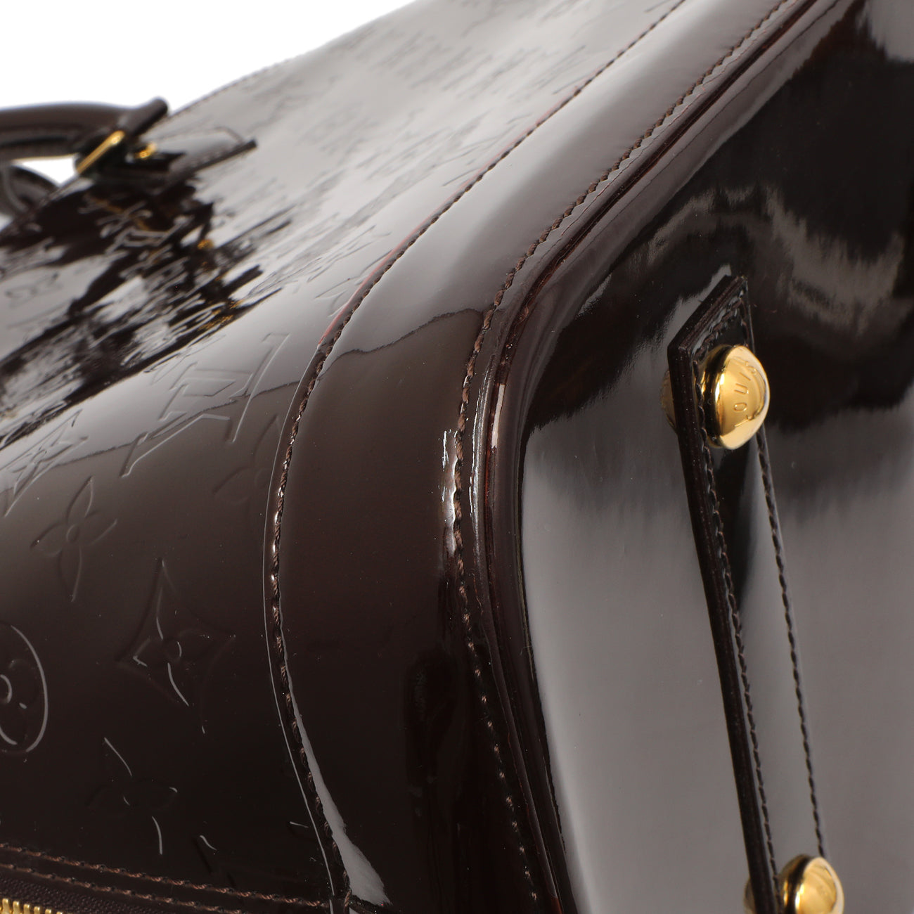 Exclusive Louis Vuitton Amarante Vernis Alma GM — Lifestyle View
