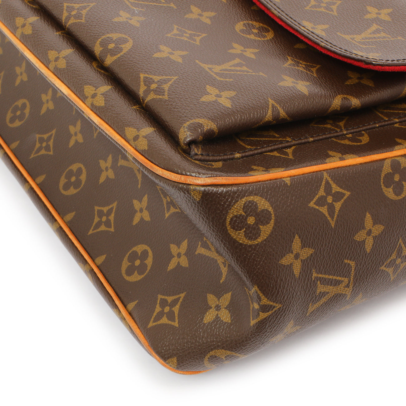 Exclusive Louis Vuitton Monogram Multipli-Cite — Detail View