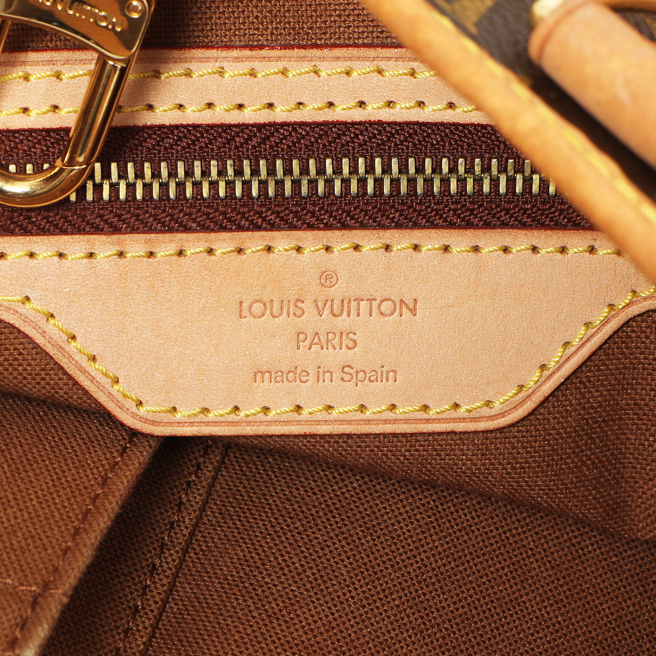 Exclusive Louis Vuitton Monogram Batignolles Vertical — Alternate View 9