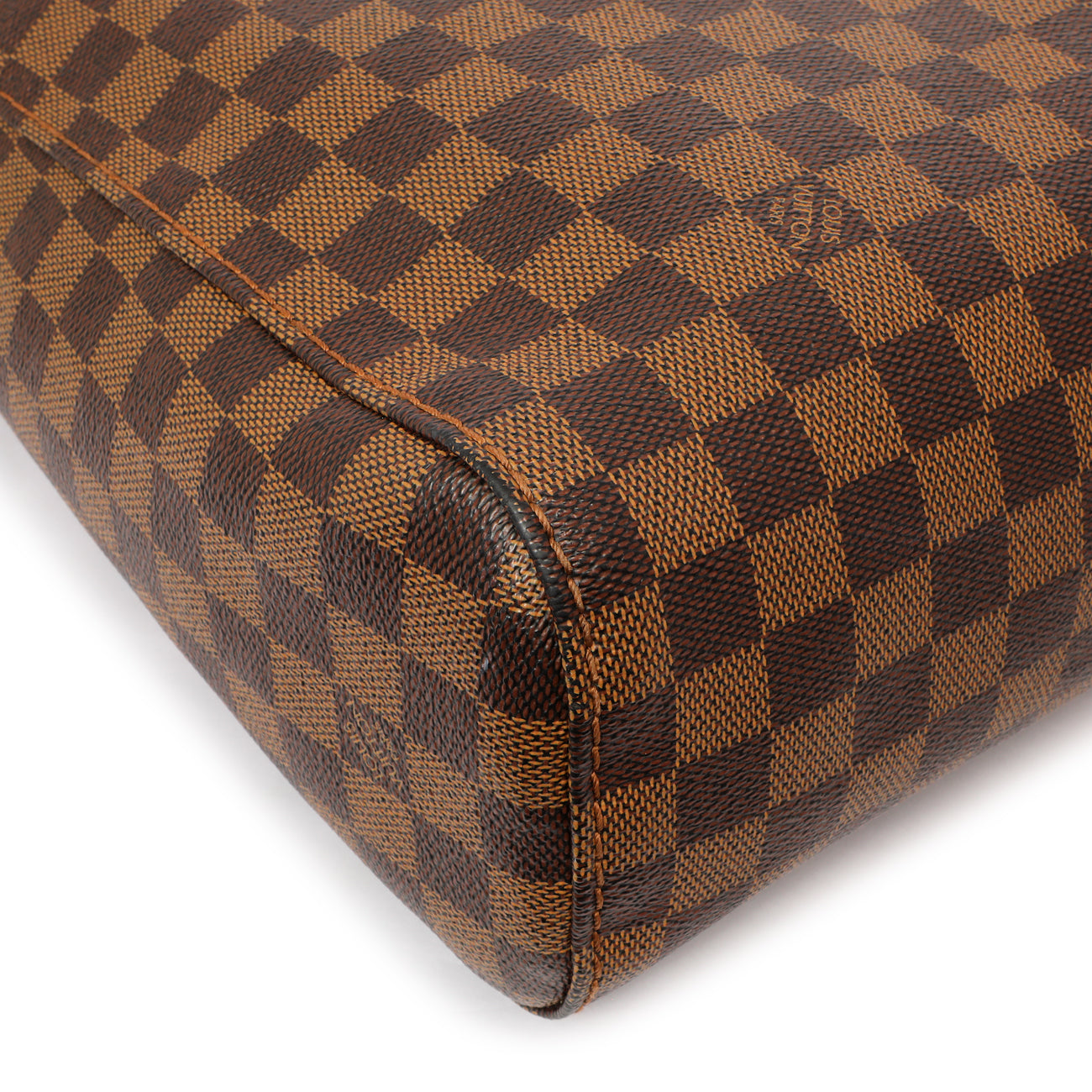 Exclusive Louis Vuitton Damier Ebene Portobello PM — Lifestyle View
