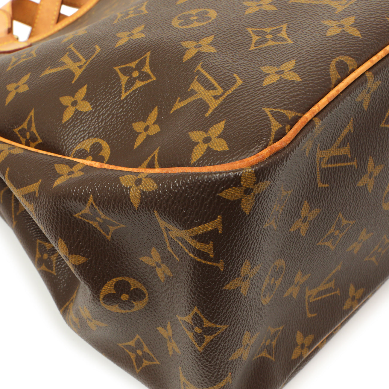 Exclusive Louis Vuitton Monogram Batignolles Vertical — Lifestyle View