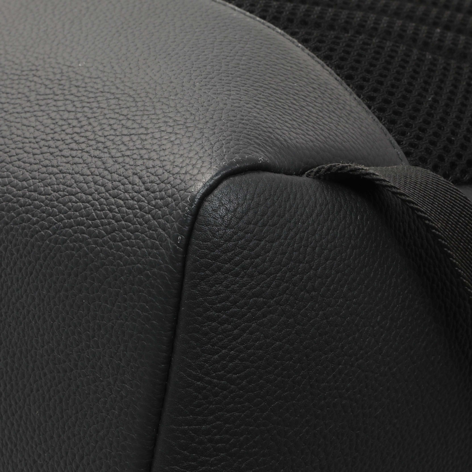 Exclusive Louis Vuitton Black Grained Calfskin Aerogram Takeoff Backpack — Alternate View 7
