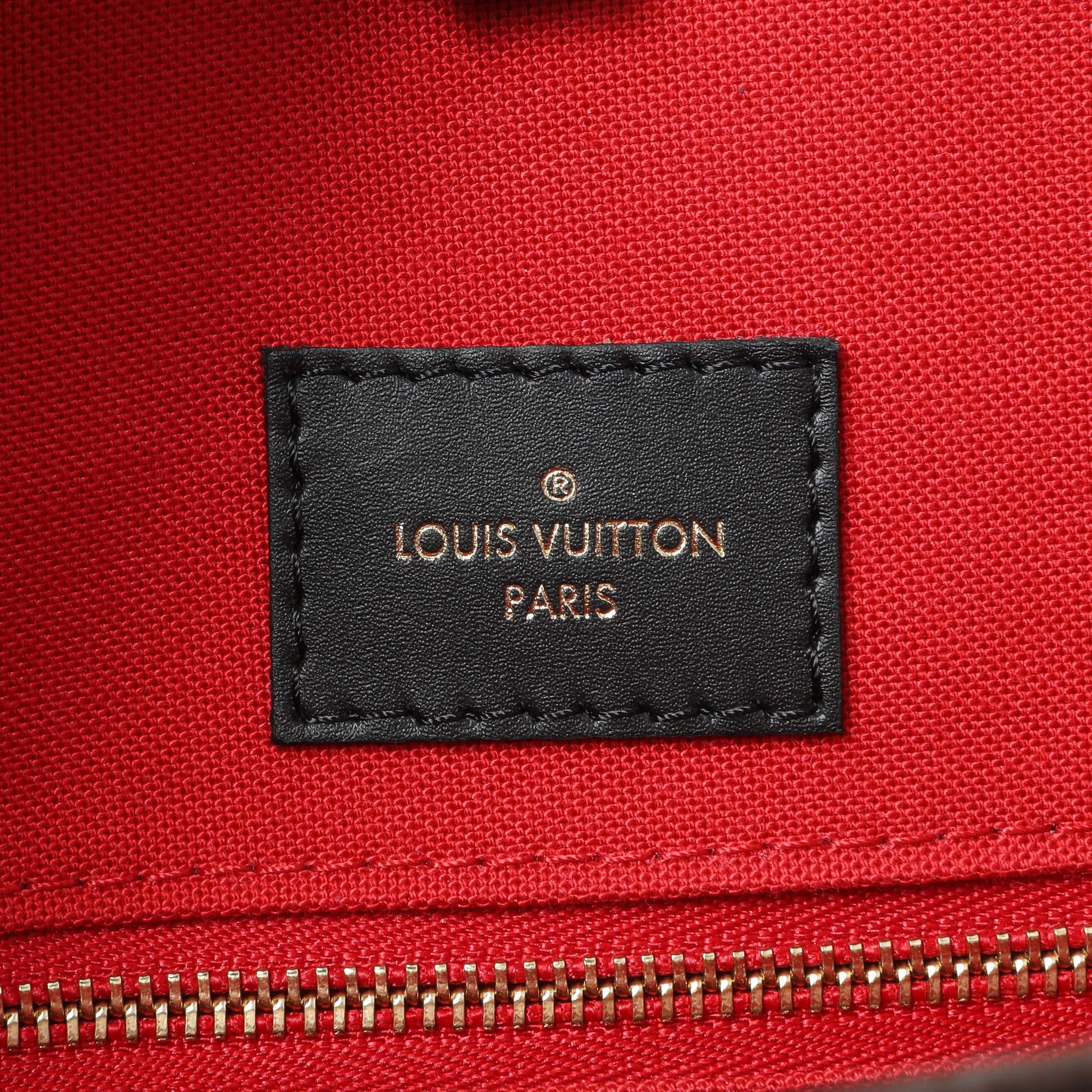 Exclusive Louis Vuitton Reverse Monogram Giant Onthego GM — Detail View