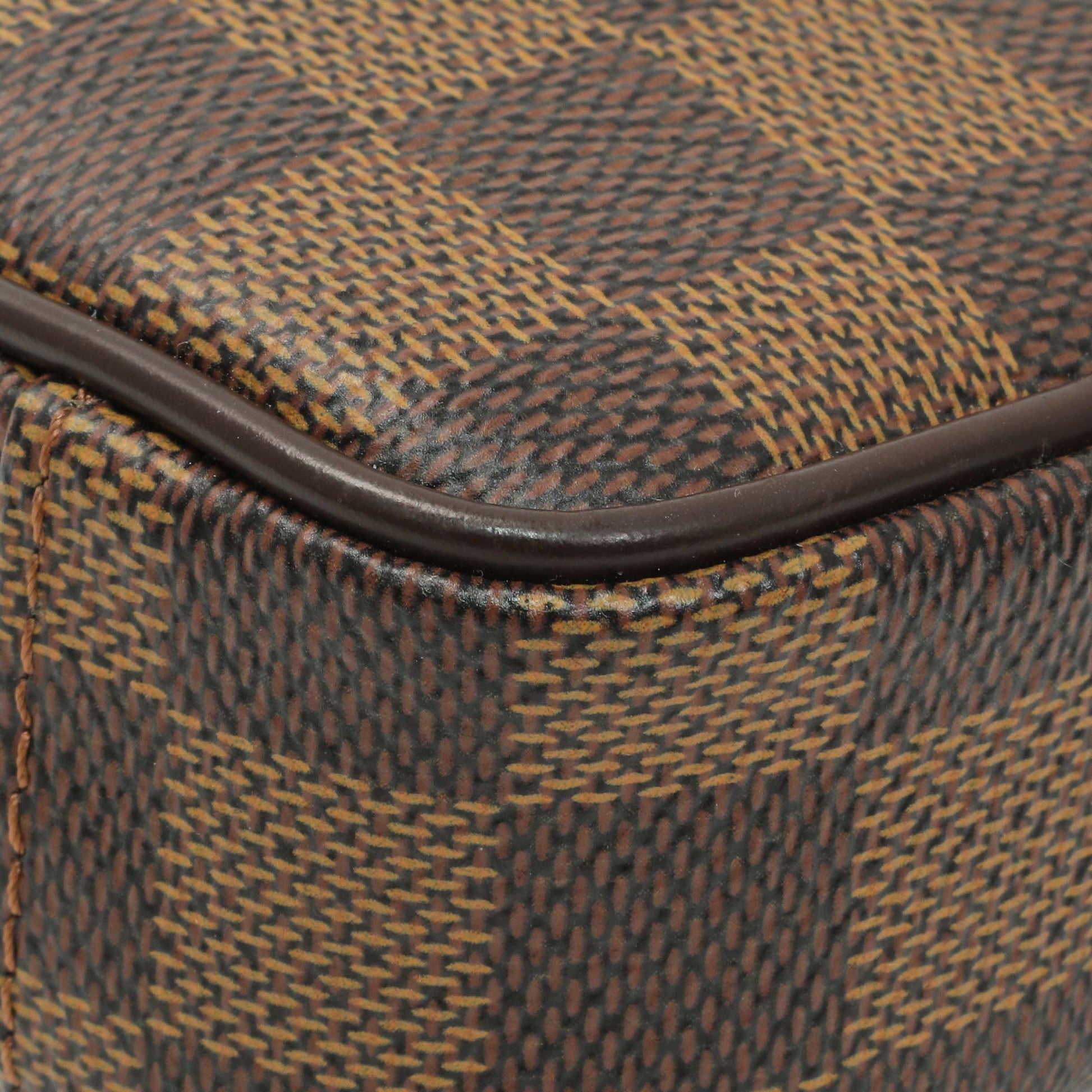Exclusive Louis Vuitton Damier Ebene Etui Okapi — Top View