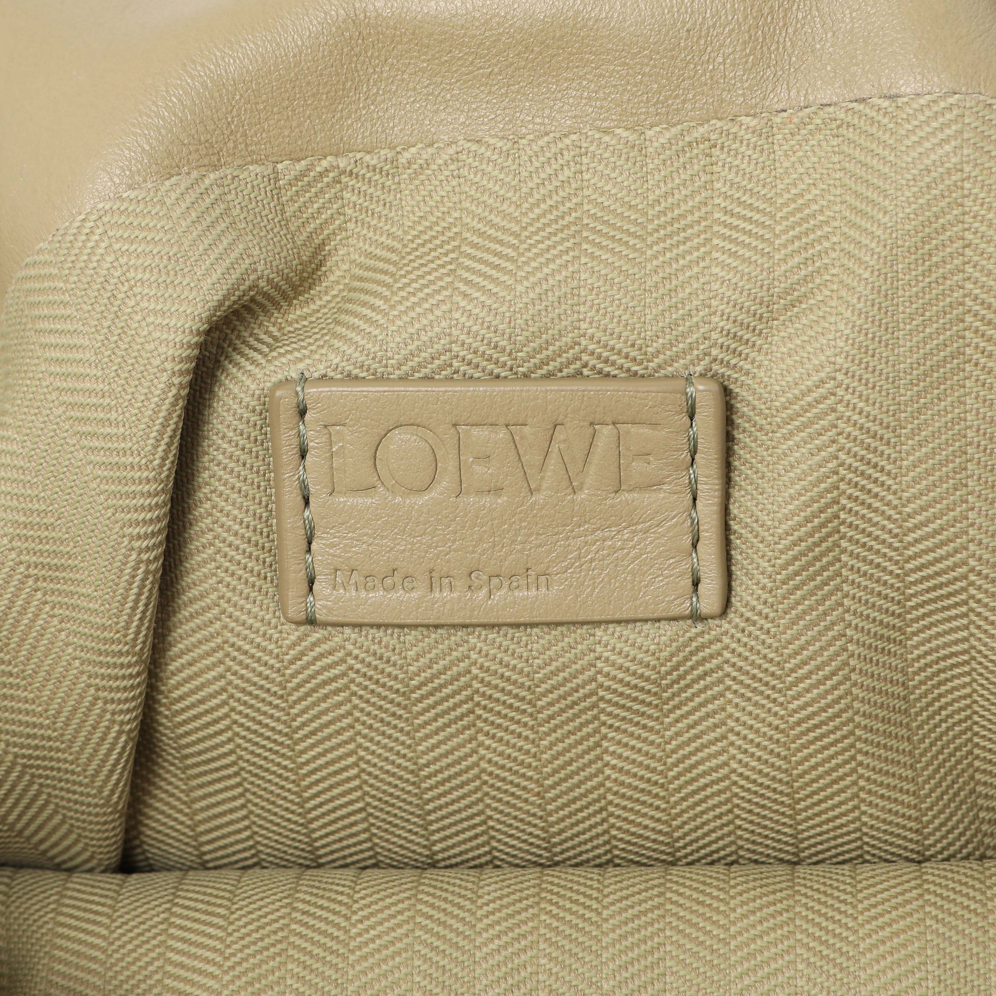 Exclusive Loewe Sage Nappa Flamenco Puffer — Alternate View 9