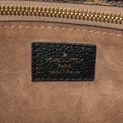 Exclusive Louis Vuitton Monogram W Tote PM — Detail View