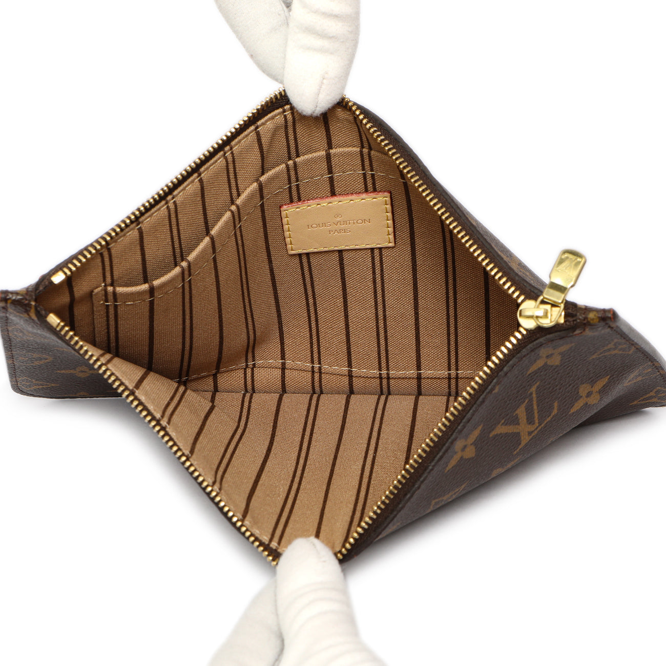 Exclusive Louis Vuitton Monogram Neverfull MM — Alternate View 7