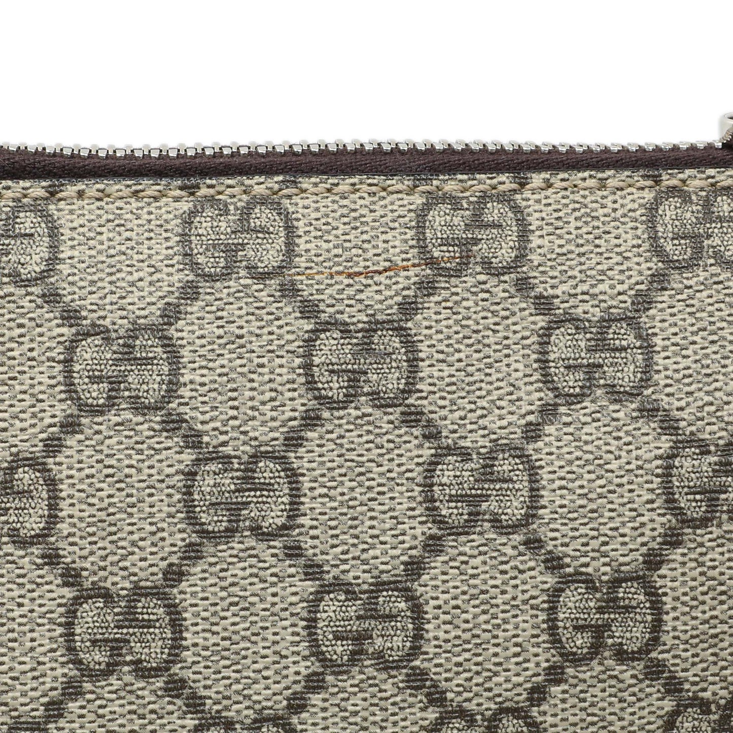 Exclusive Gucci GG Supreme Monogram Flat Messenger — Alternate View 11