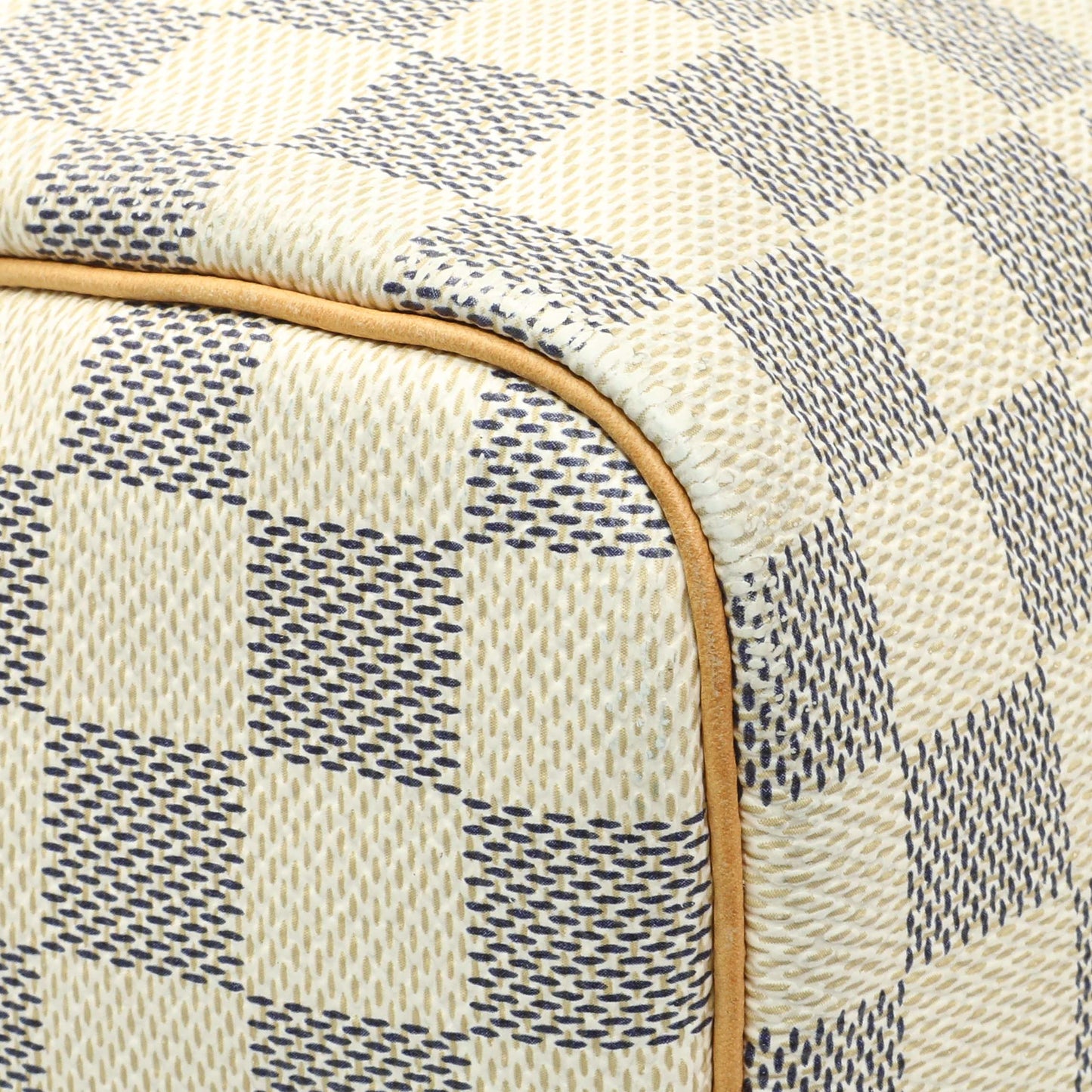 Exclusive Louis Vuitton Damier Azur Speedy 30 — Top View