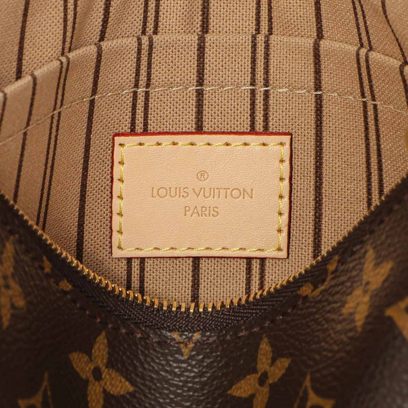 Exclusive Louis Vuitton Monogram Neverfull MM — Alternate View 8