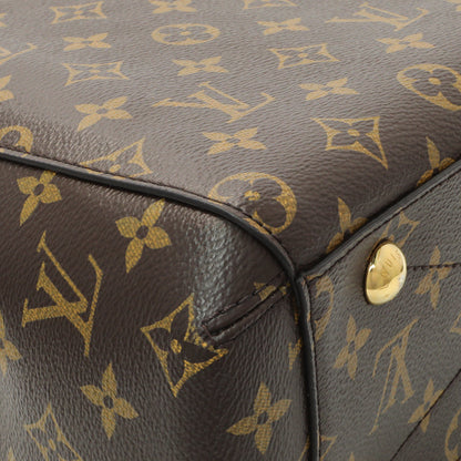 Exclusive Louis Vuitton Monogram Montaigne BB — Lifestyle View