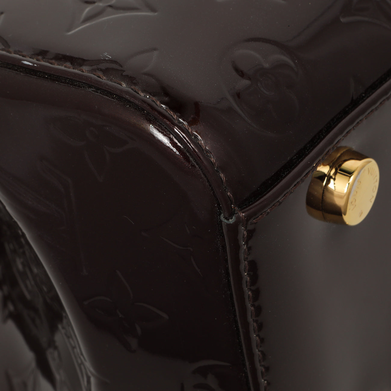 Exclusive Louis Vuitton Amarante Vernis Brea GM — Lifestyle View