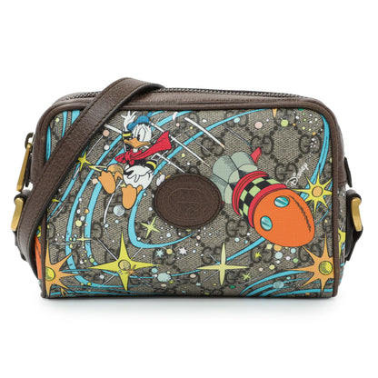 Exclusive Gucci X Disney GG Supreme Monogram Donald Duck Interlocking G Shoulder Bag — Front View