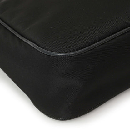 Exclusive Prada Black Nylon Re-Edition 2005 Shoulder Bag — Detail View