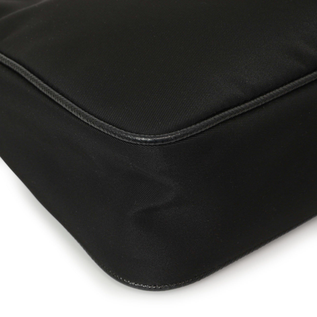 Exclusive Prada Black Nylon Re-Edition 2005 Shoulder Bag — Alternate View 7