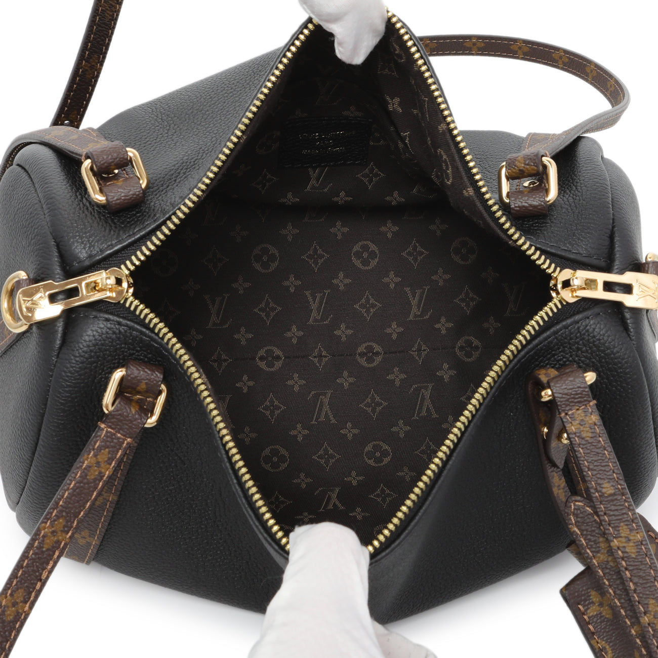 Exclusive Louis Vuitton Black Calfskin Monogram Express PM — Detail View