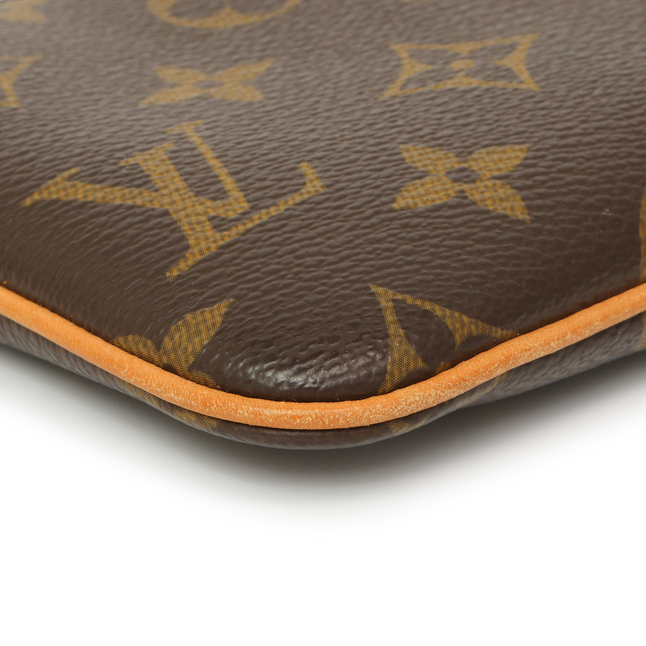 Exclusive Louis Vuitton Monogram Pochette Milla MM — Lifestyle View