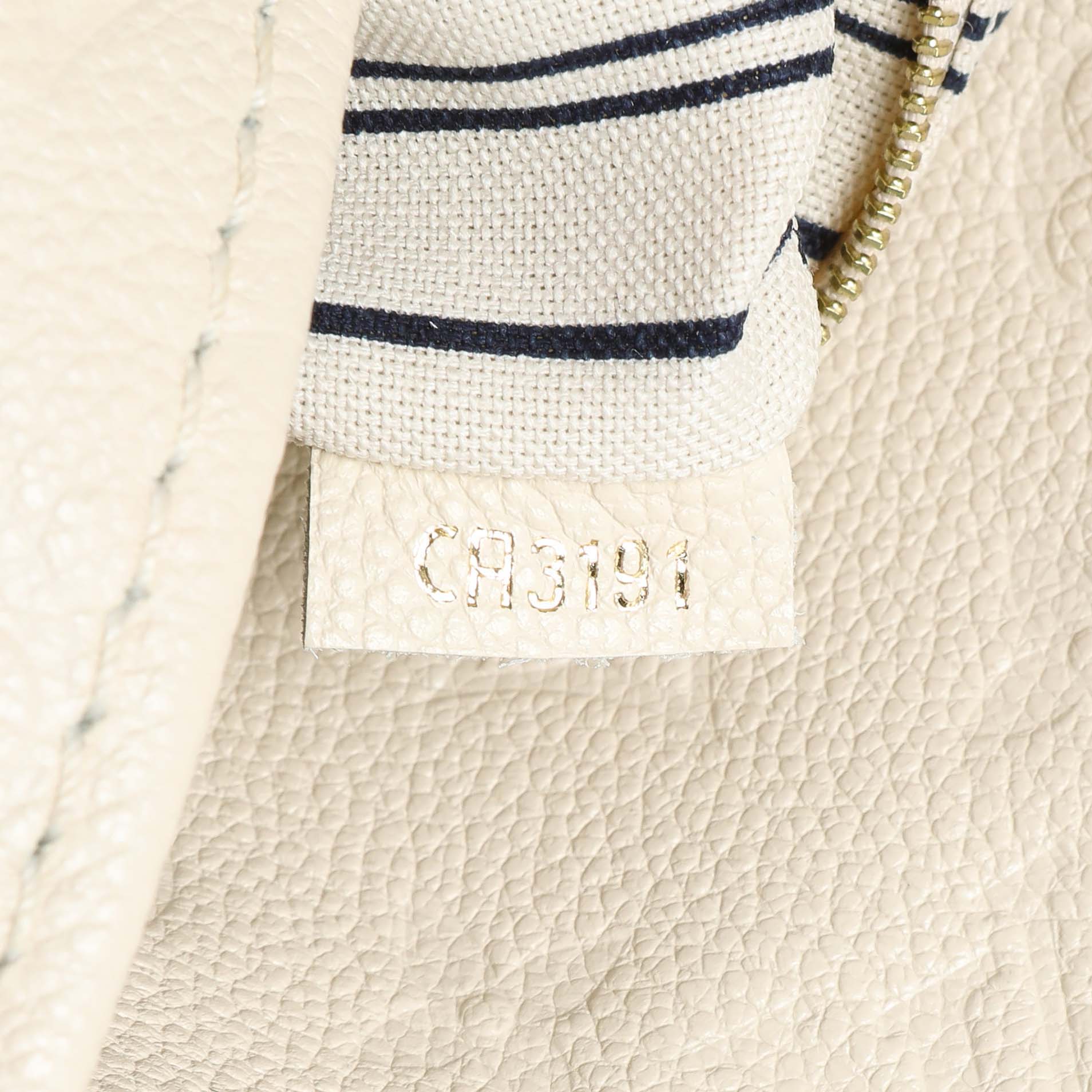 Exclusive Louis Vuitton White Empreinte Artsy MM — Alternate View 10