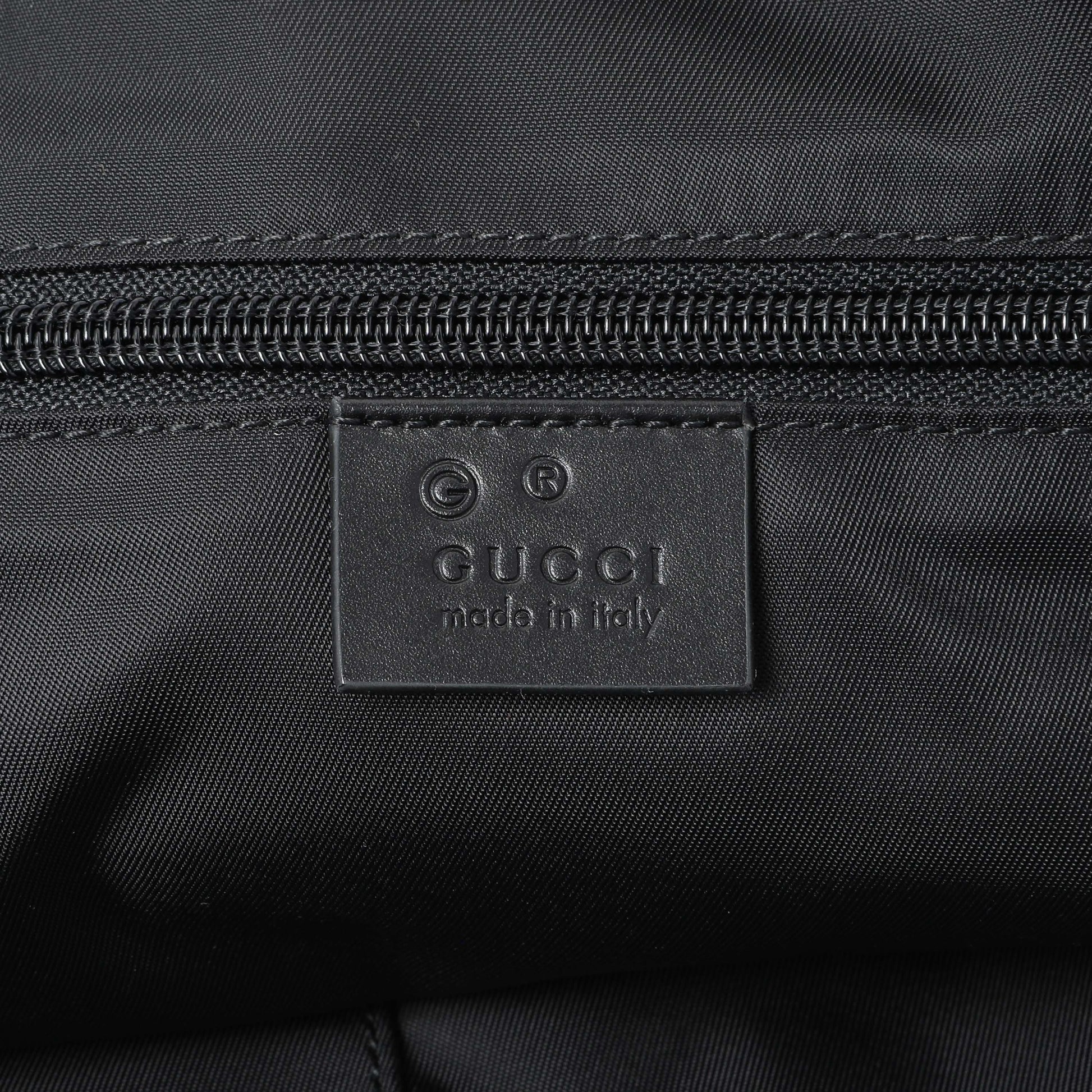 Exclusive Gucci Black Techno Canvas Web Duffle — Detail View