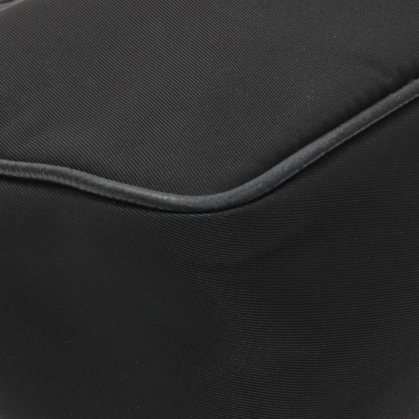 Exclusive Prada Black Nylon Re-Edition 2005 Shoulder Bag — Detail View