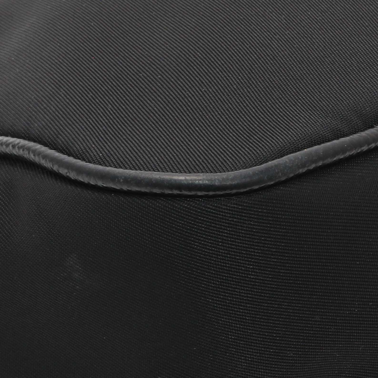 Exclusive Prada Black Nylon Re-Edition 2005 Shoulder Bag — Alternate View 7
