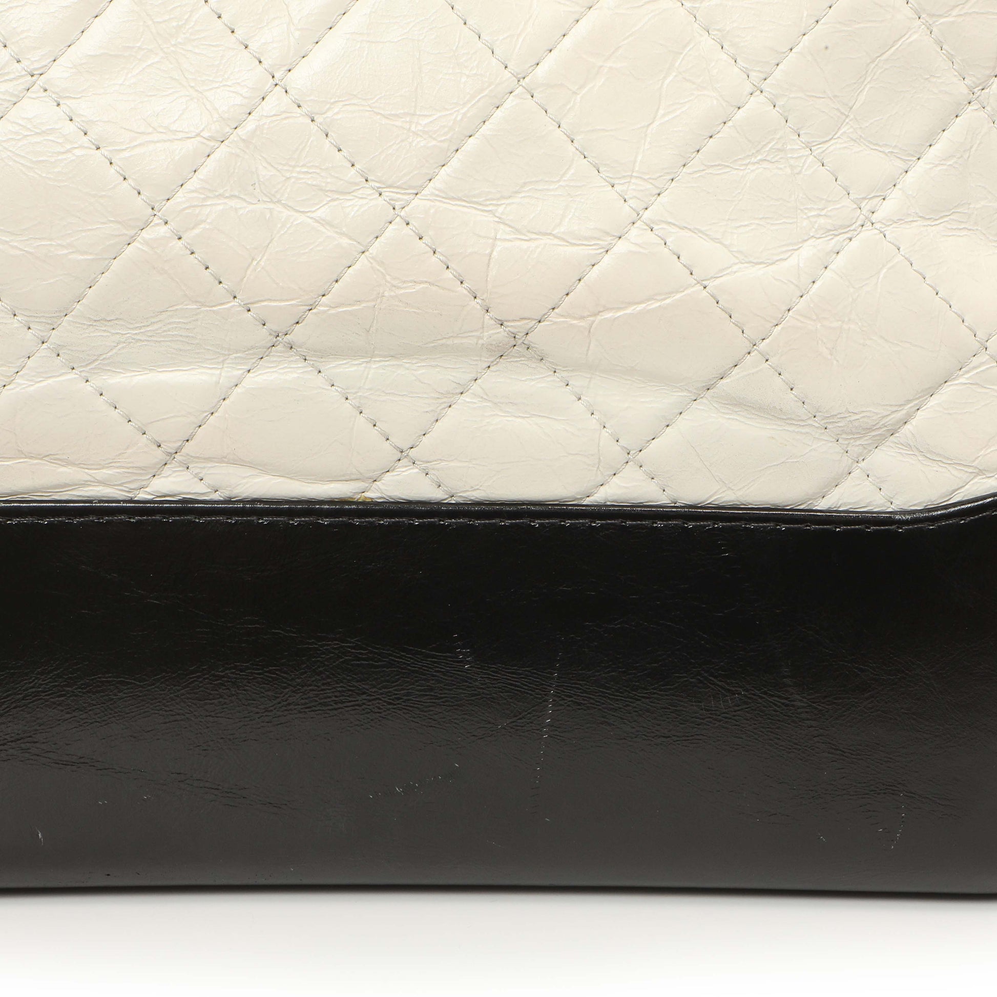 Exclusive Chanel White Black Aged Calfskin Medium Gabrielle Hobo — Alternate View 12