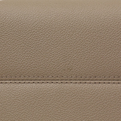 Exclusive Louis Vuitton Empreinte Monogram Giant Onthego MM — Lifestyle View