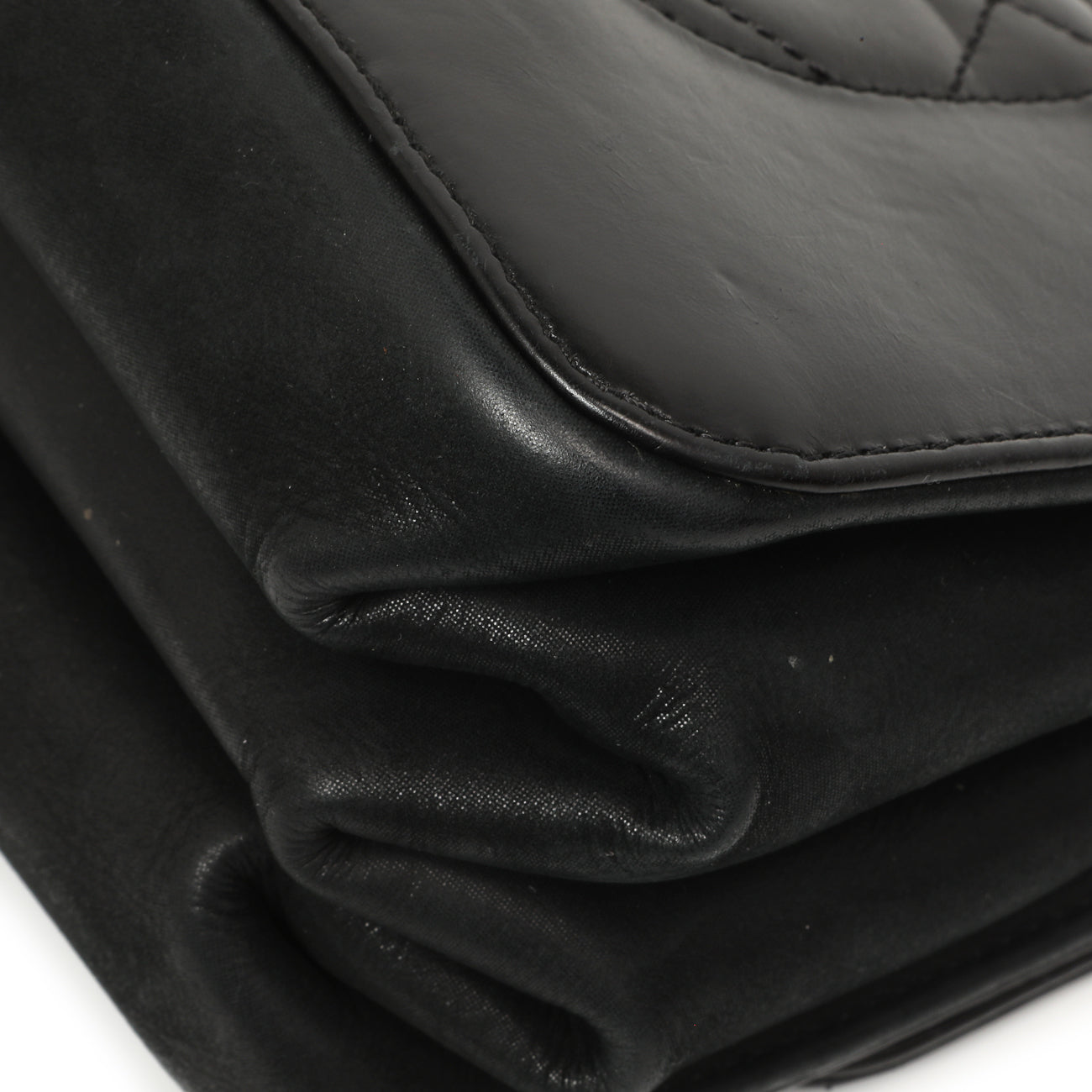 Exclusive Chanel Black Calfskin Quilted Small Straight Lined Flap — Alternate View 7