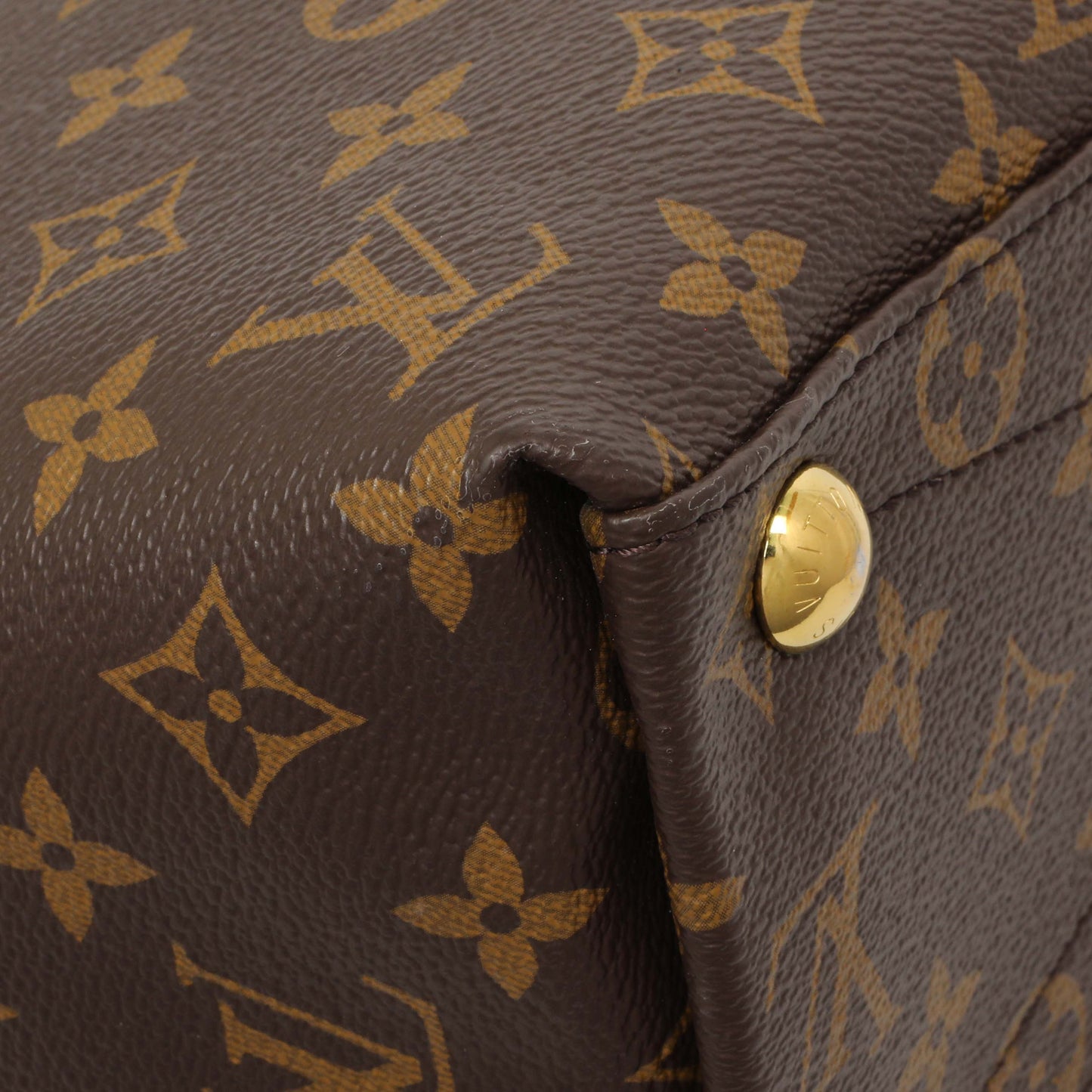 Exclusive Louis Vuitton Black Monogram V Tote MM — Lifestyle View