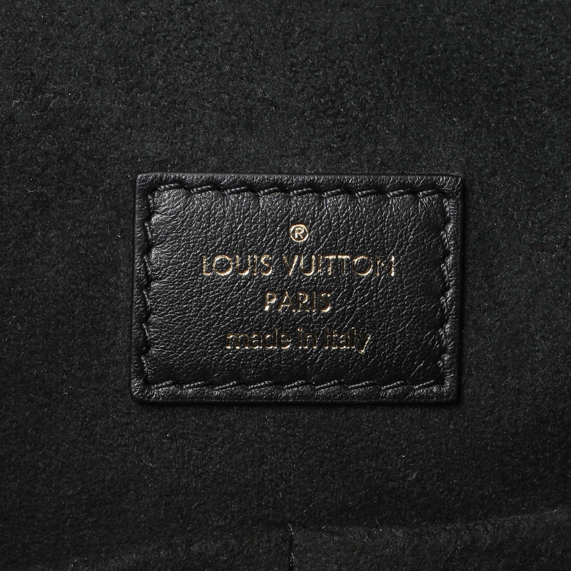 Exclusive Louis Vuitton Black Lambskin Quilted Flowers Triangle Softy — Detail View