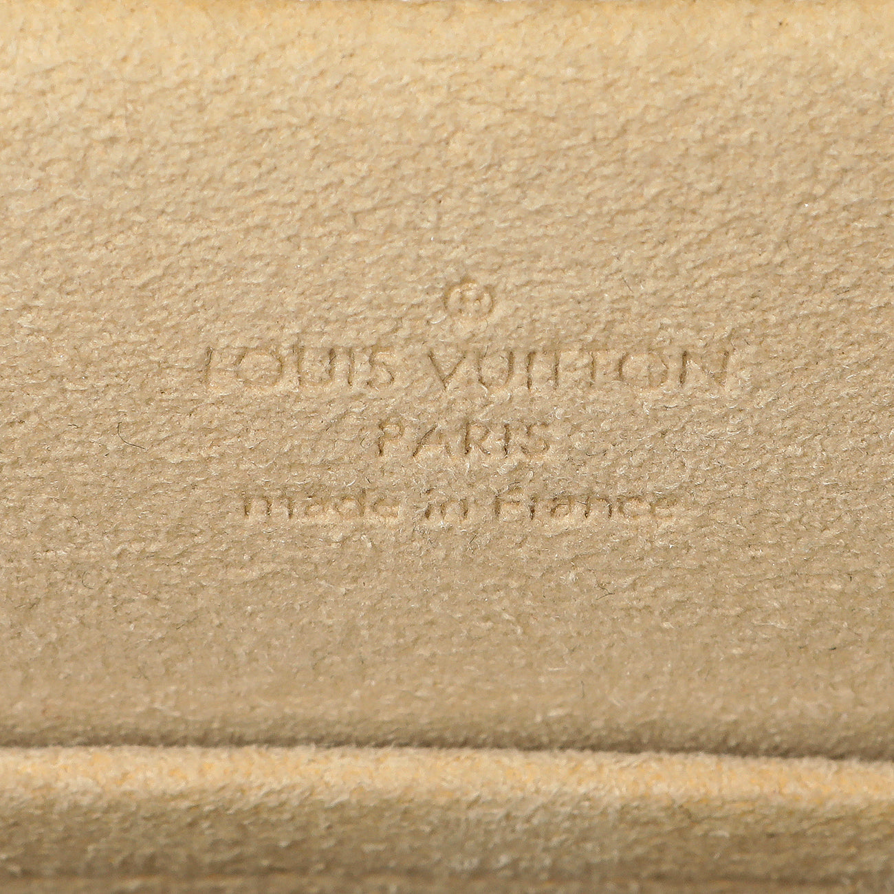 Exclusive Louis Vuitton Monogram Beverly MM — Alternate View 9