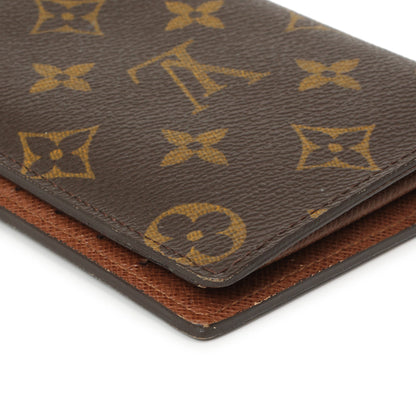 Exclusive Louis Vuitton Monogram Brazza Wallet — Lifestyle View