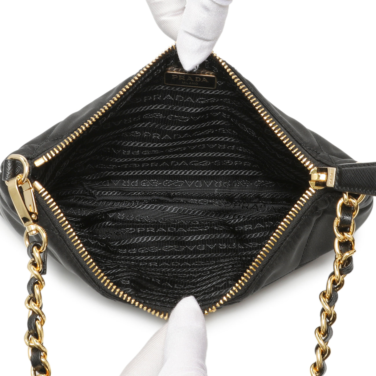 Exclusive Prada Black Re-Nylon Impuntu Quilted Re-Edition 1995 Chaine Pouch — Top View