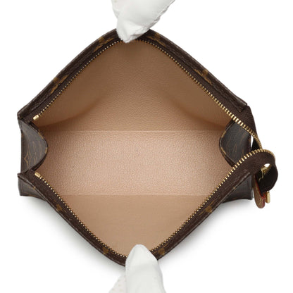 Exclusive Louis Vuitton Monogram Toiletry Pouch 19 — Lifestyle View