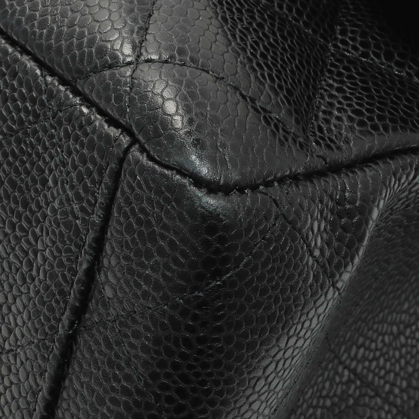Exclusive Chanel Black Quilted Caviar Maxi Single Flap — Detail View