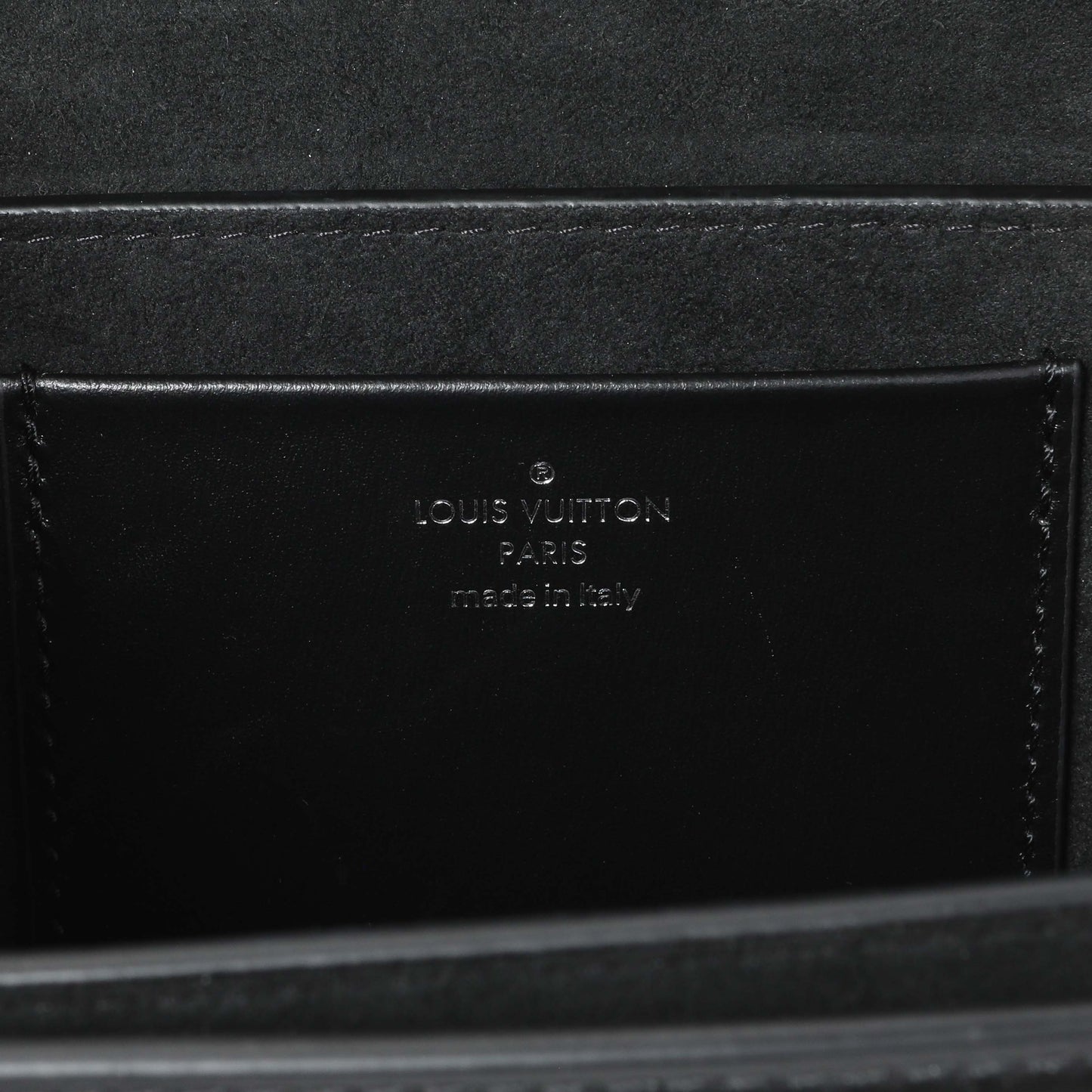 Exclusive Louis Vuitton Monogram Neo Saint Cloud — Detail View
